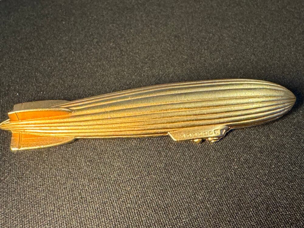 JJ Jonette 1986 Gold Tone Zeppelin Brooch